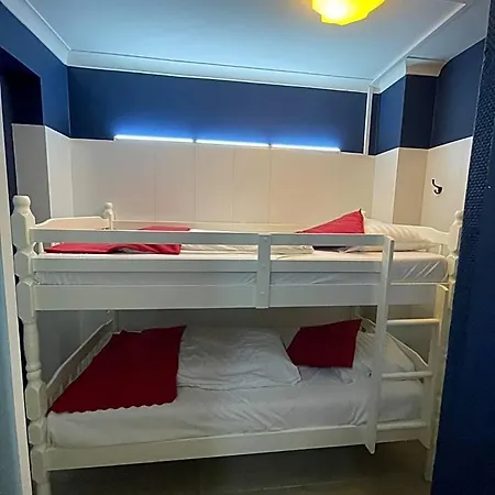 Heb 2*