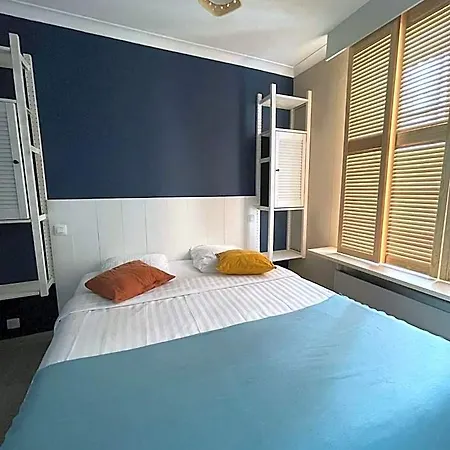 Hotel Heb 2*