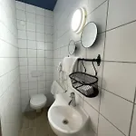 Heb 2*